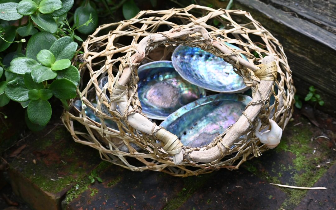 Whiria Toi | Square Edge Fibre Artists